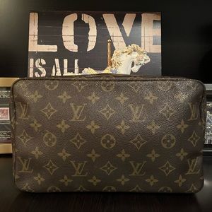 SOLD !!  Authentic Louis Vuitton Trousse Toilette 28 Cosmetic Pouch Bag!